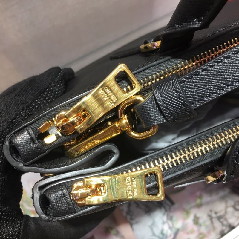 Pra*a top handle bags